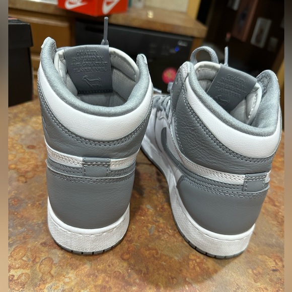 Air Jordan 1 Retro High OG GS stealth/white - Picture 4 of 5